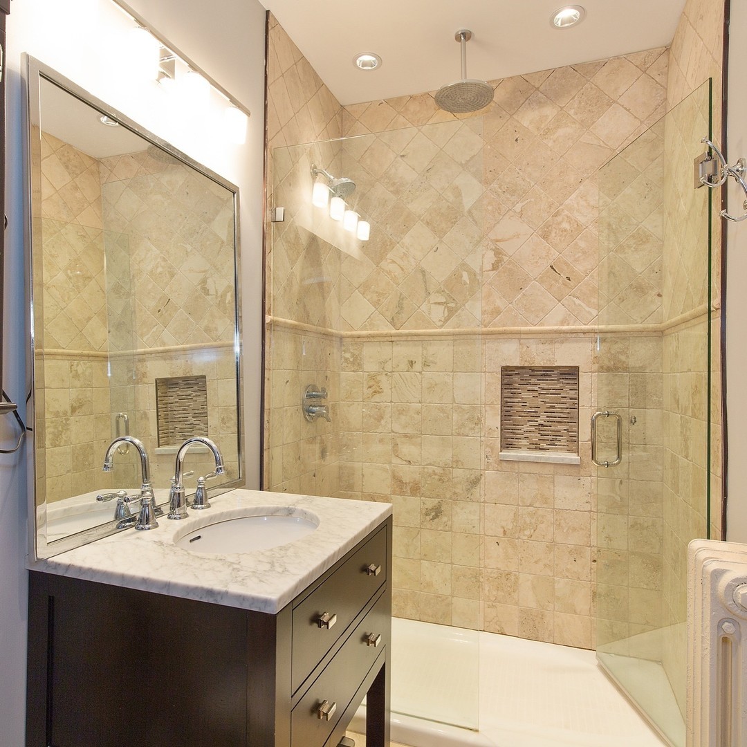 1205 W Lill Avenue Unit: 1