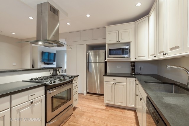 1205 W Lill Avenue Unit: 1