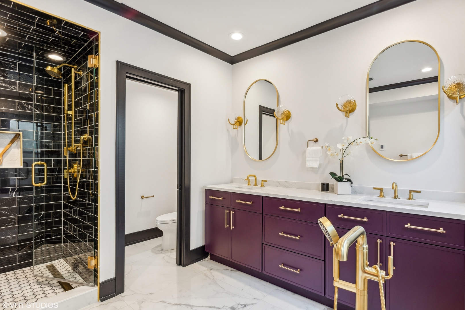 3822 N Paulina Street