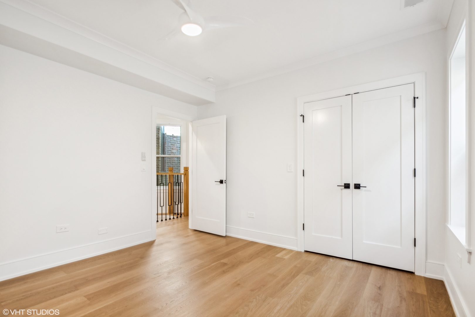 3822 N Paulina Street