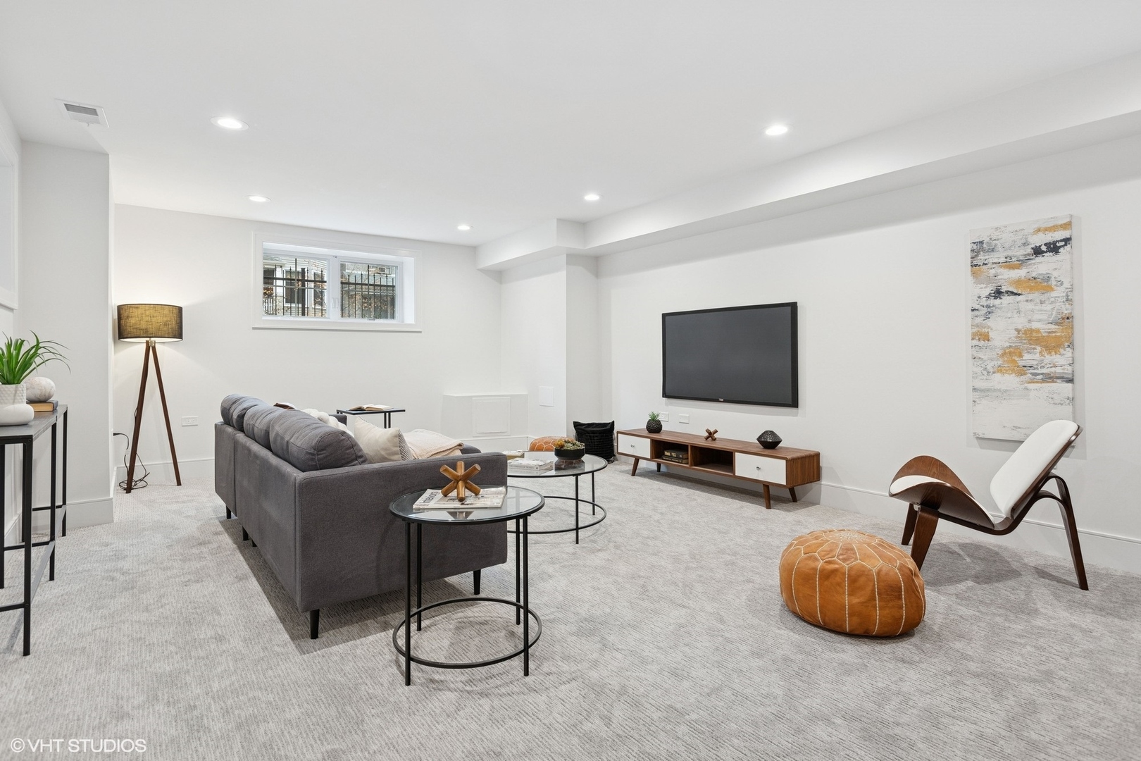 3822 N Paulina Street