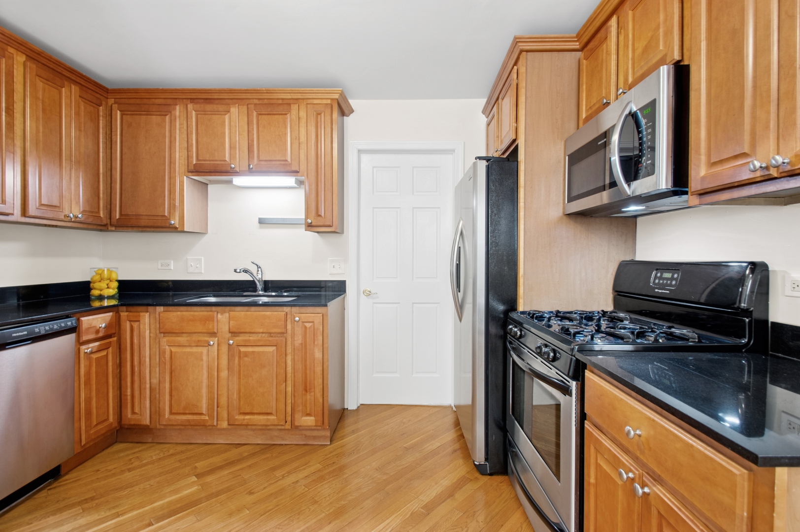 4430 N Kenneth Avenue Unit: 2