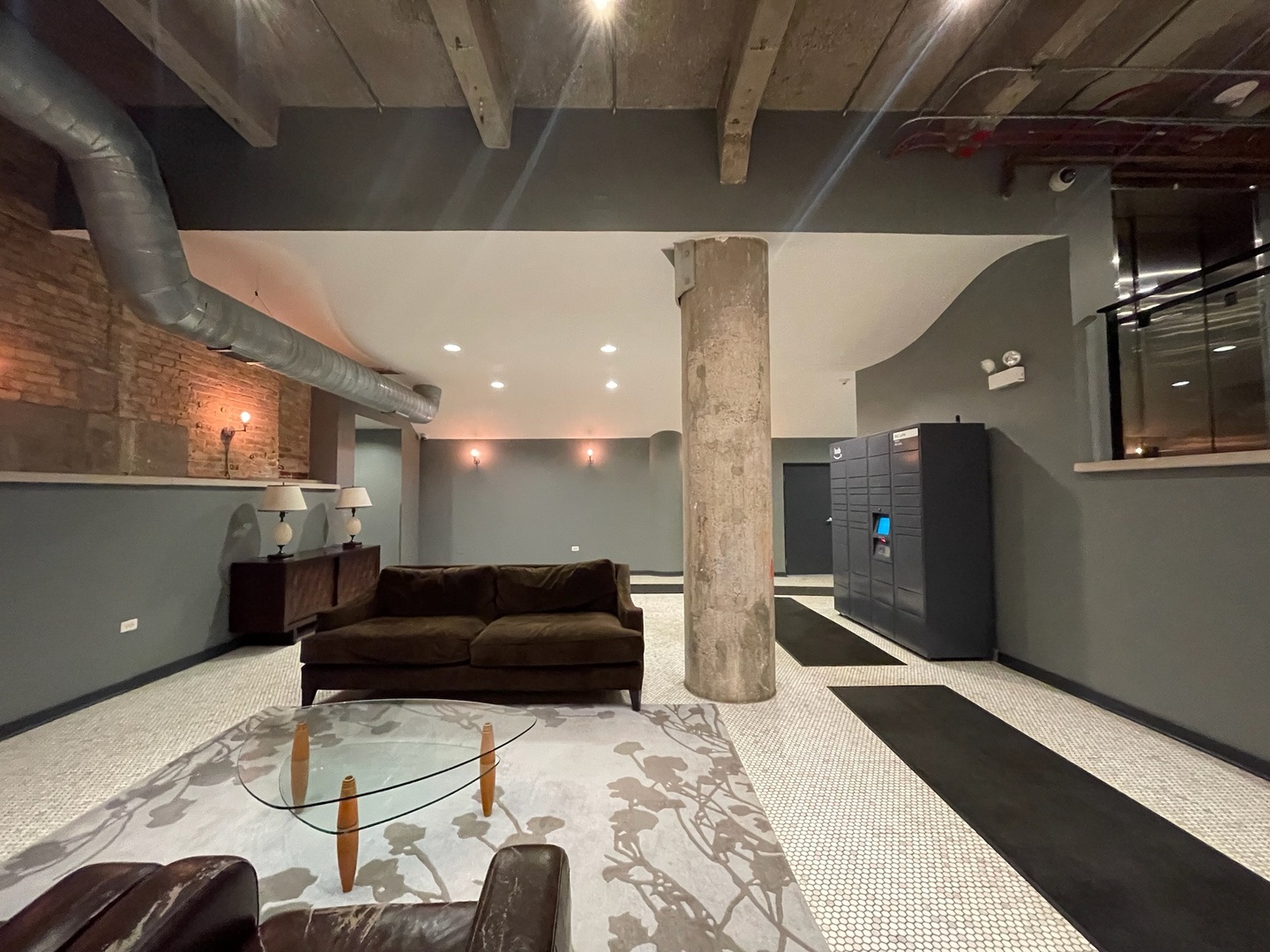 1735 N Paulina Street Unit: 406