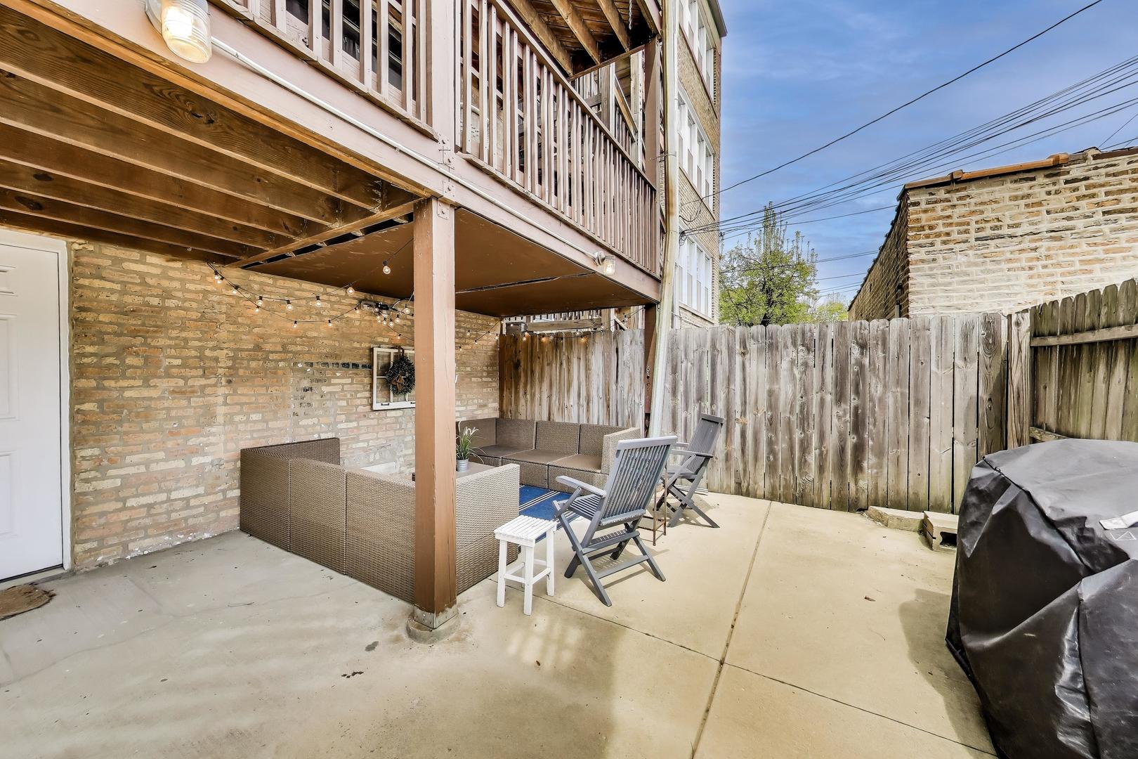 6517 N Ashland Avenue Unit: 1