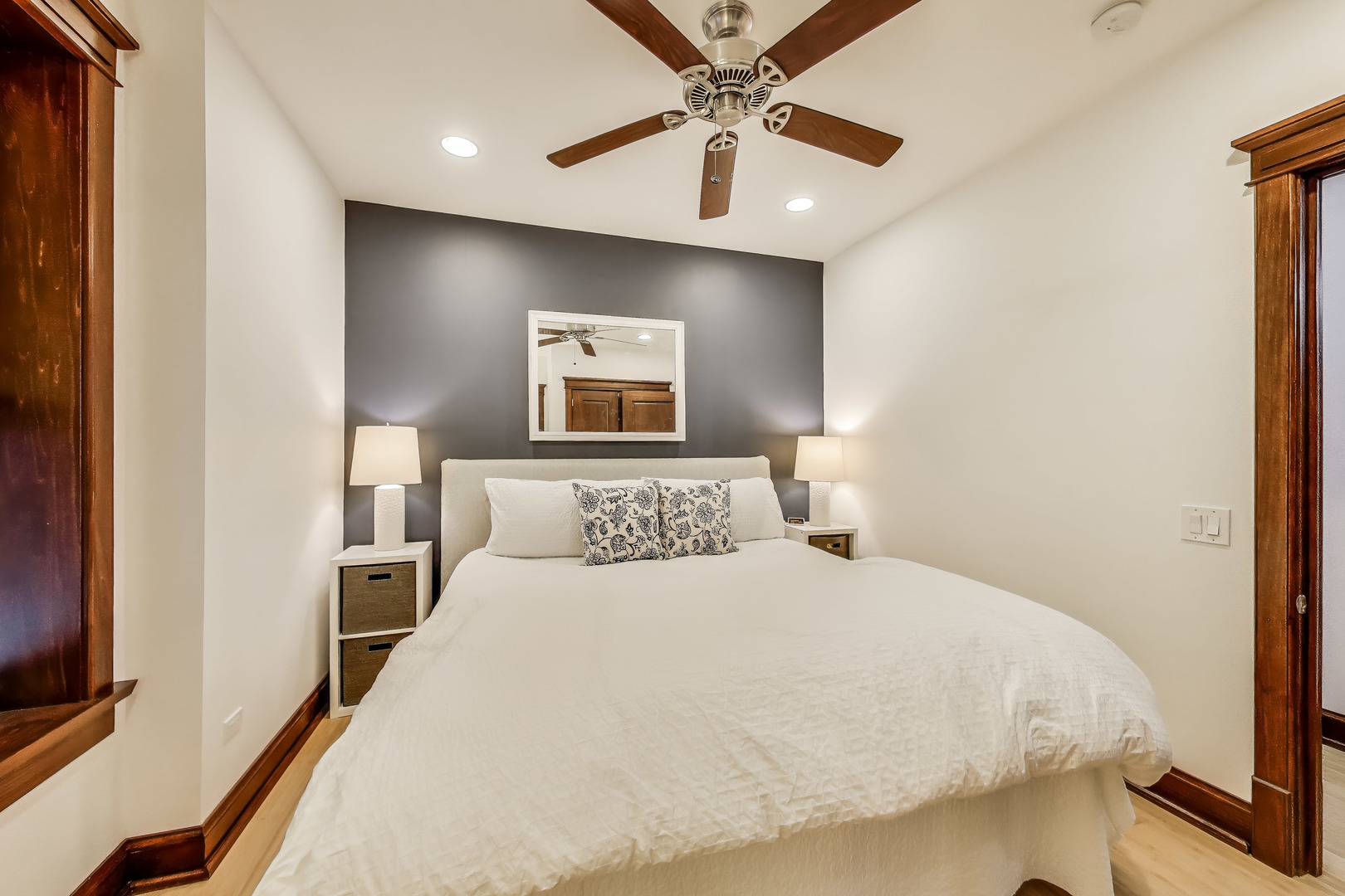 6517 N Ashland Avenue Unit: 1