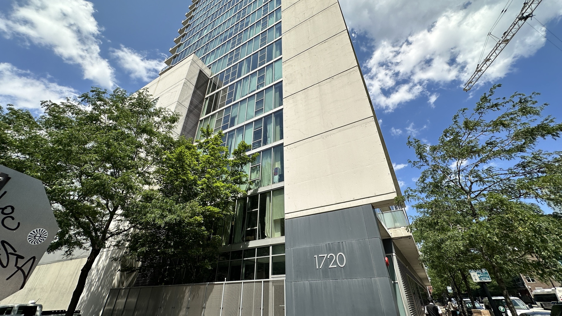1720 S Michigan Avenue Unit: 1711