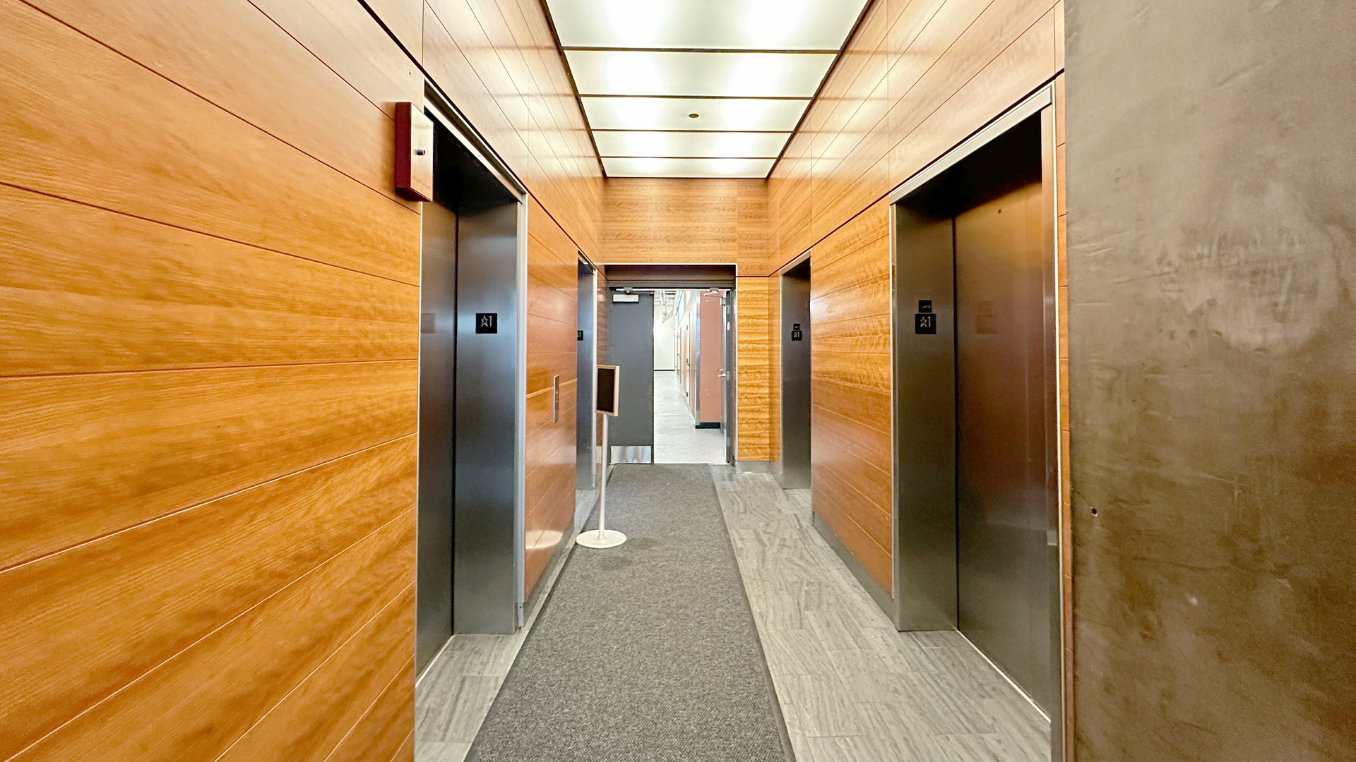 1720 S Michigan Avenue Unit: 1711