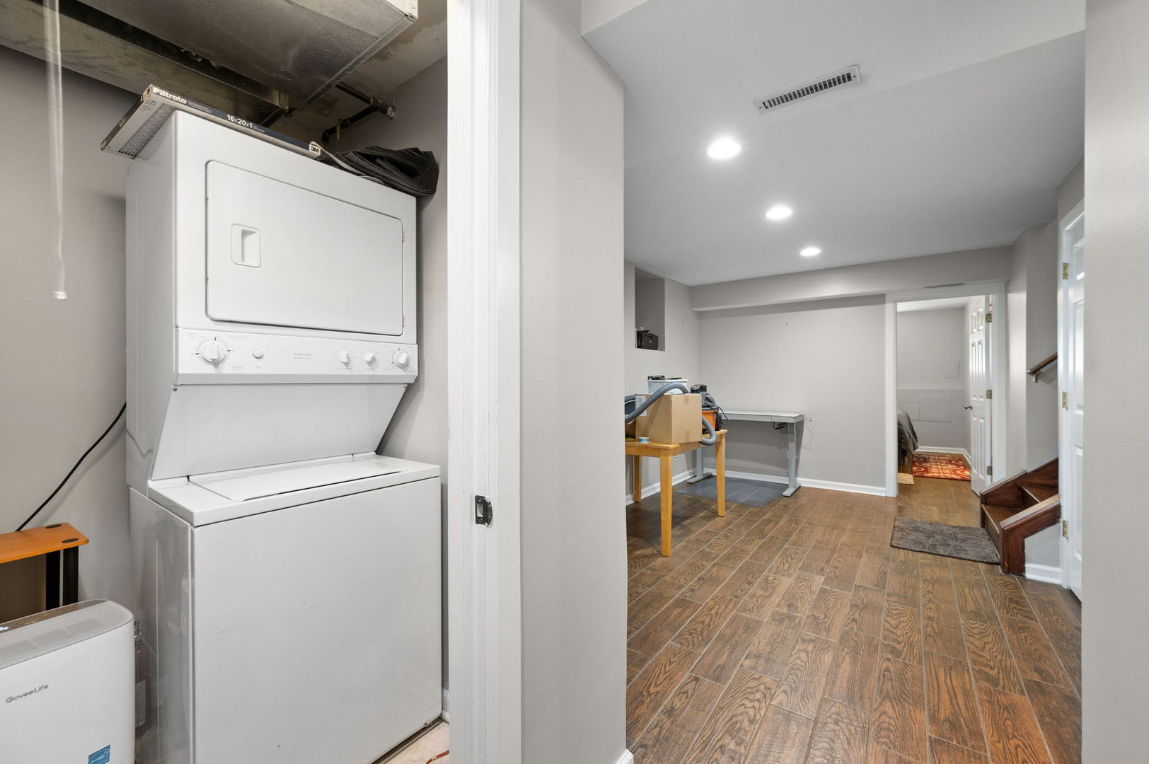 2054 W Race Avenue Unit: 1