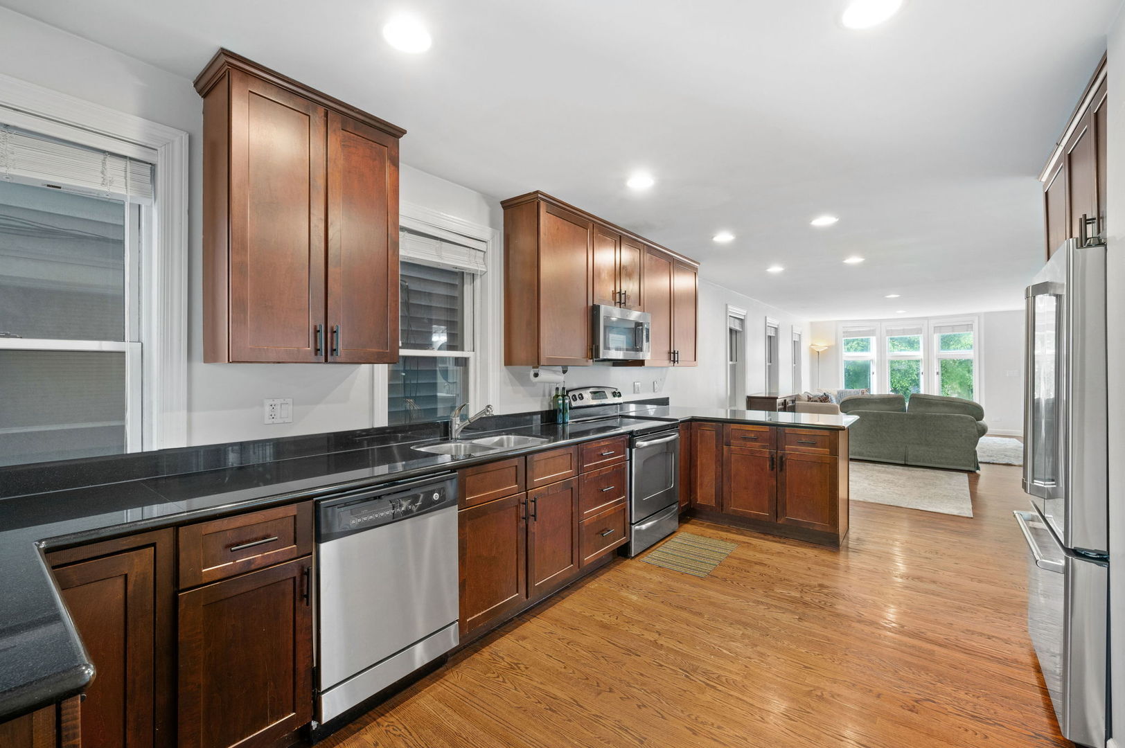 2054 W Race Avenue Unit: 1