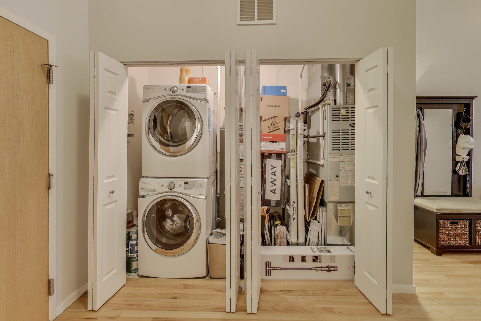 3151 N Lincoln Avenue Unit: 204