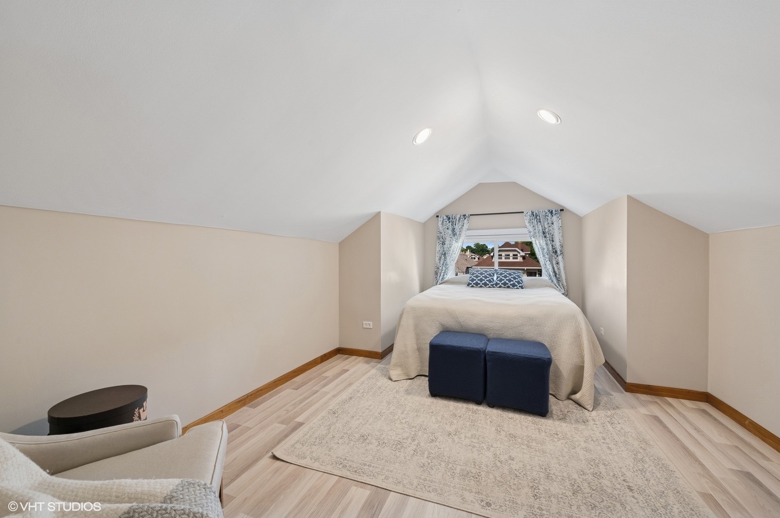 4158 N Marmora Avenue