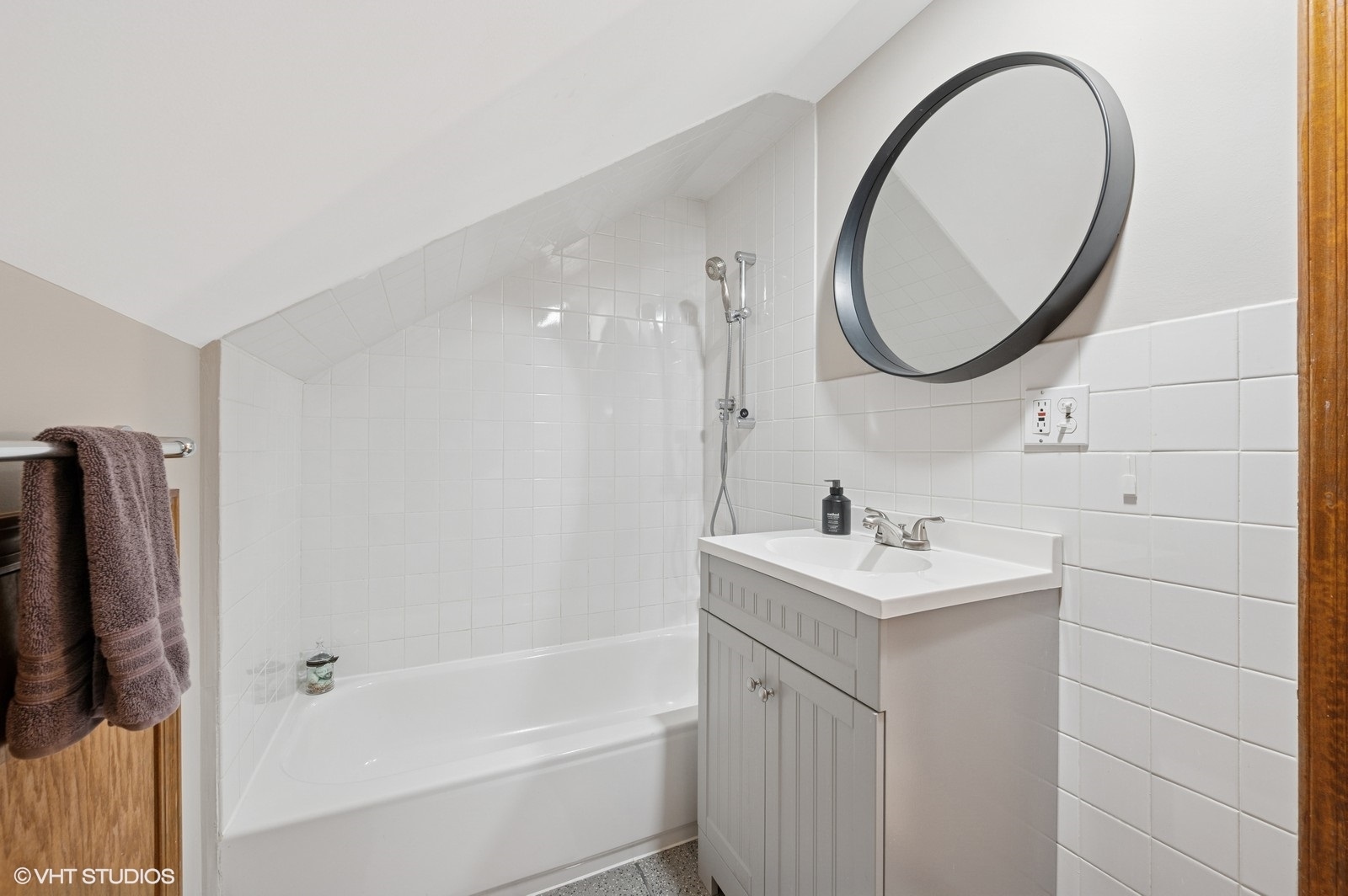 4158 N Marmora Avenue