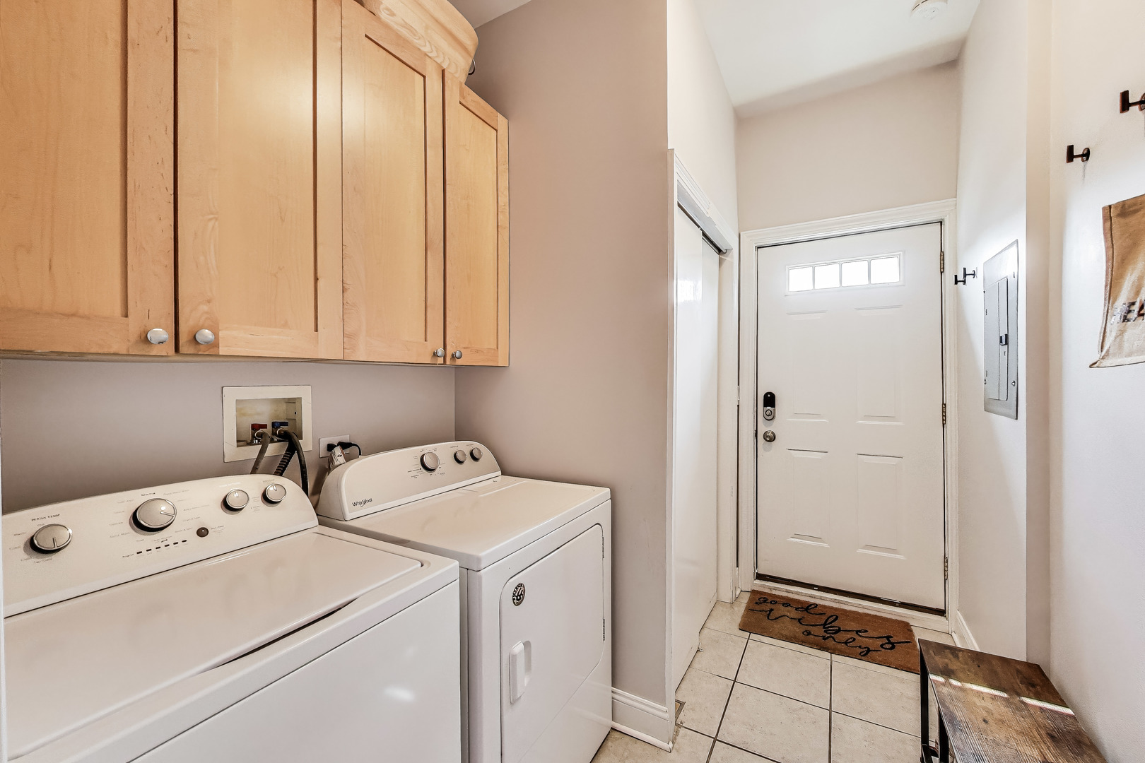 3708 N Ashland Avenue Unit: 3