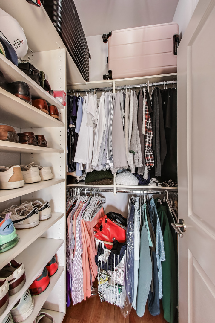 3708 N Ashland Avenue Unit: 3