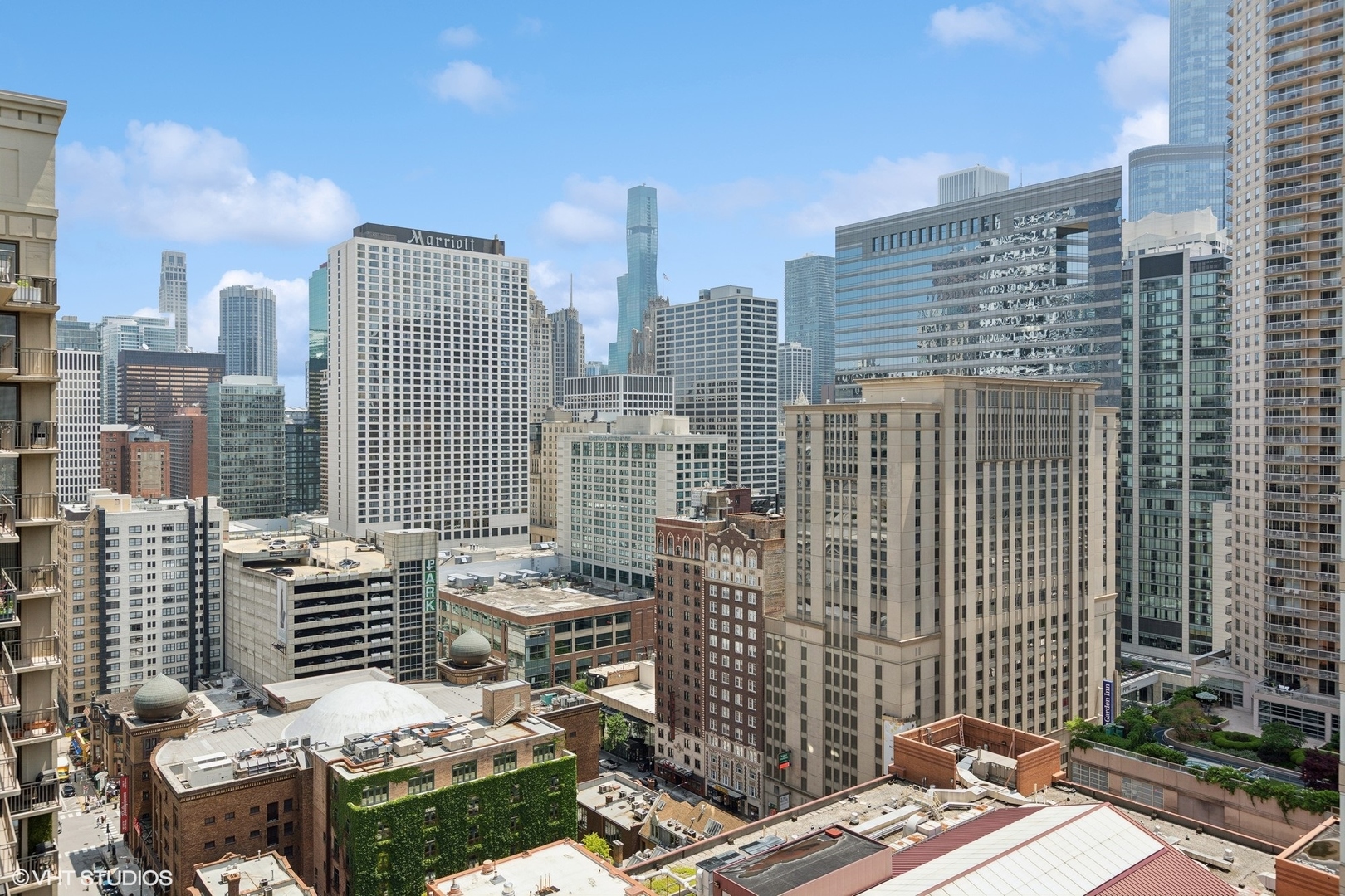 635 N Dearborn Street Unit: 2506