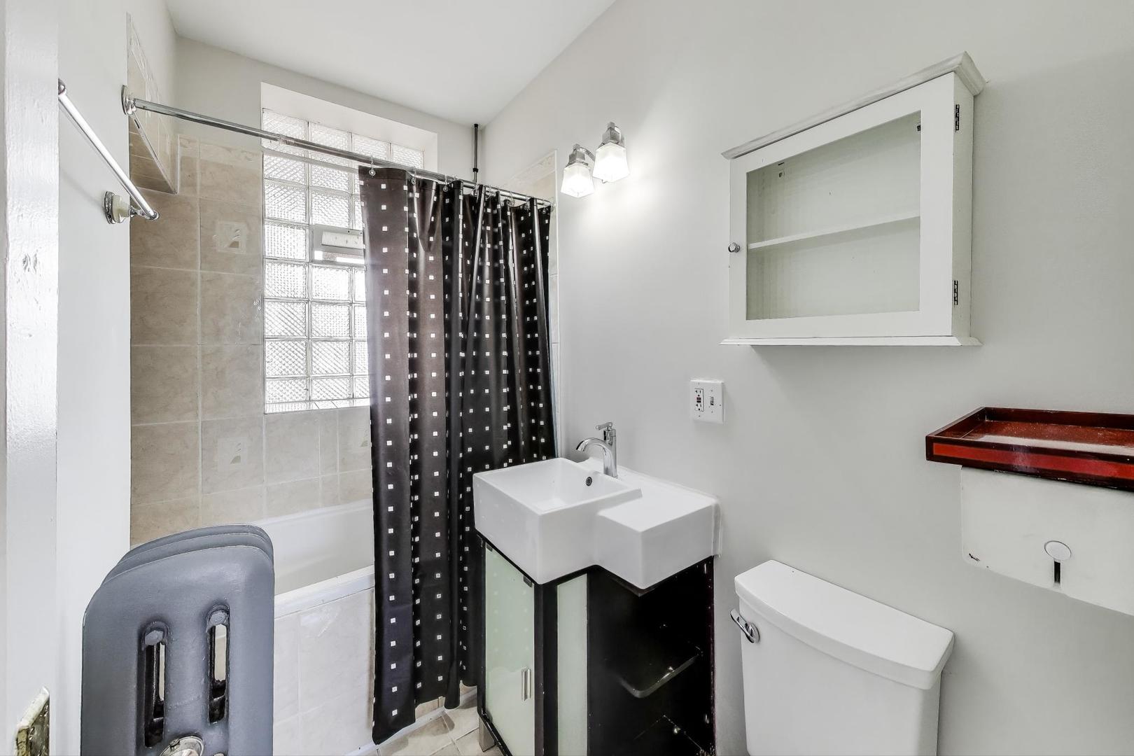 1655 W Wallen Avenue Unit: 3E