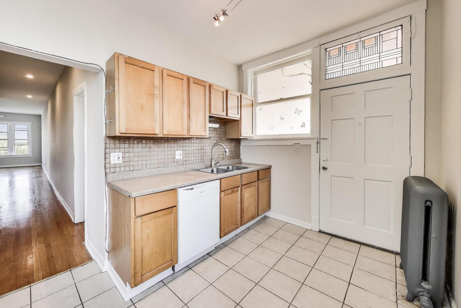 1655 W Wallen Avenue Unit: 3E