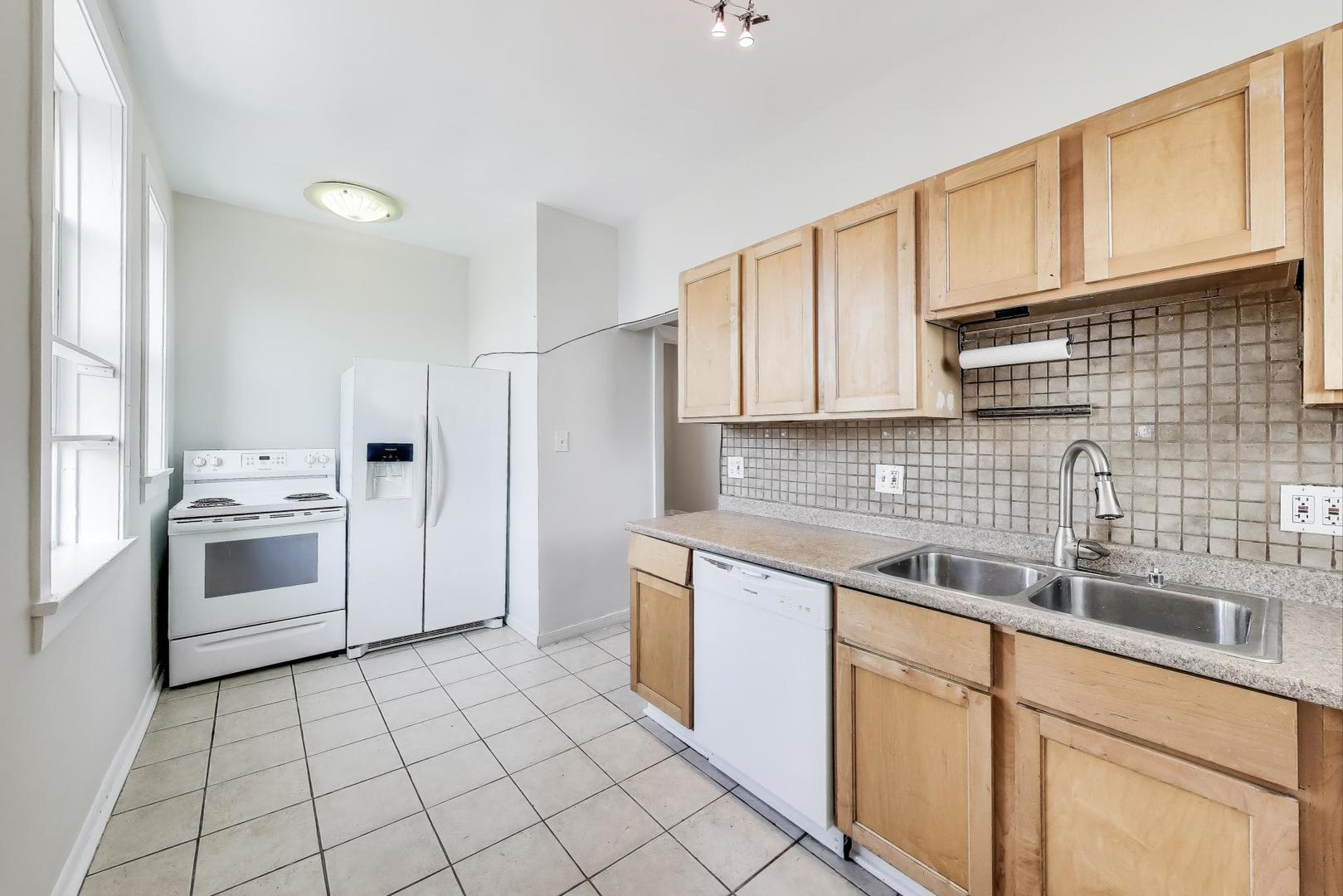 1655 W Wallen Avenue Unit: 3E