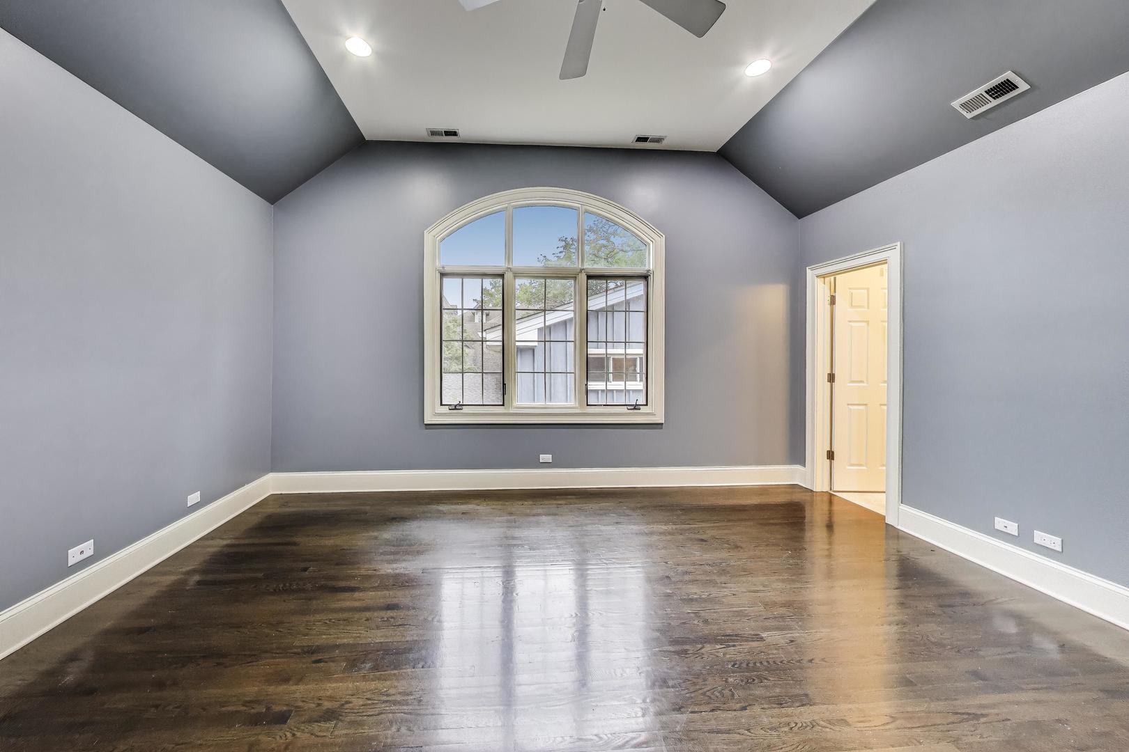 516 N Prospect Avenue