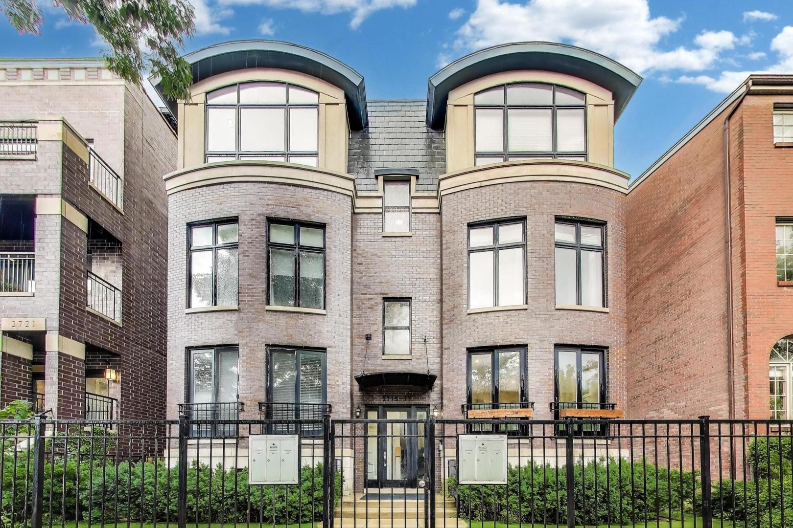 2715 N Southport Avenue Unit: 1S