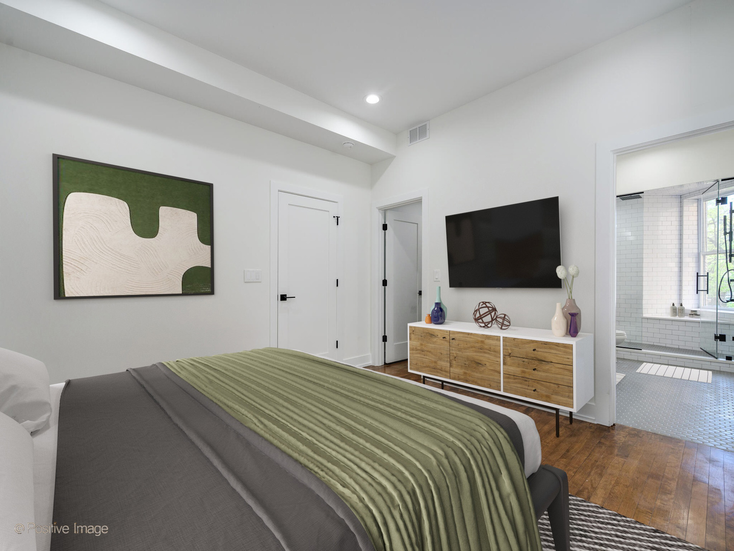 1633 N Francisco Avenue Unit: 2