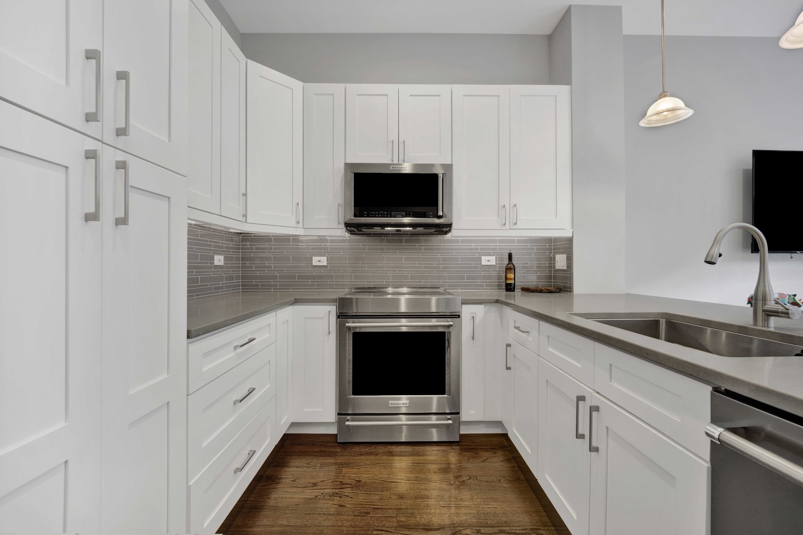 1720 W Surf Street Unit: 36