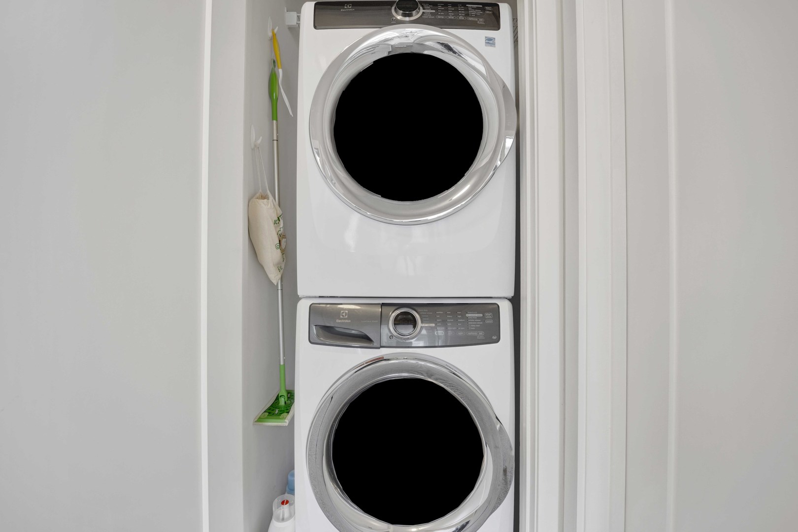 1720 W Surf Street Unit: 36