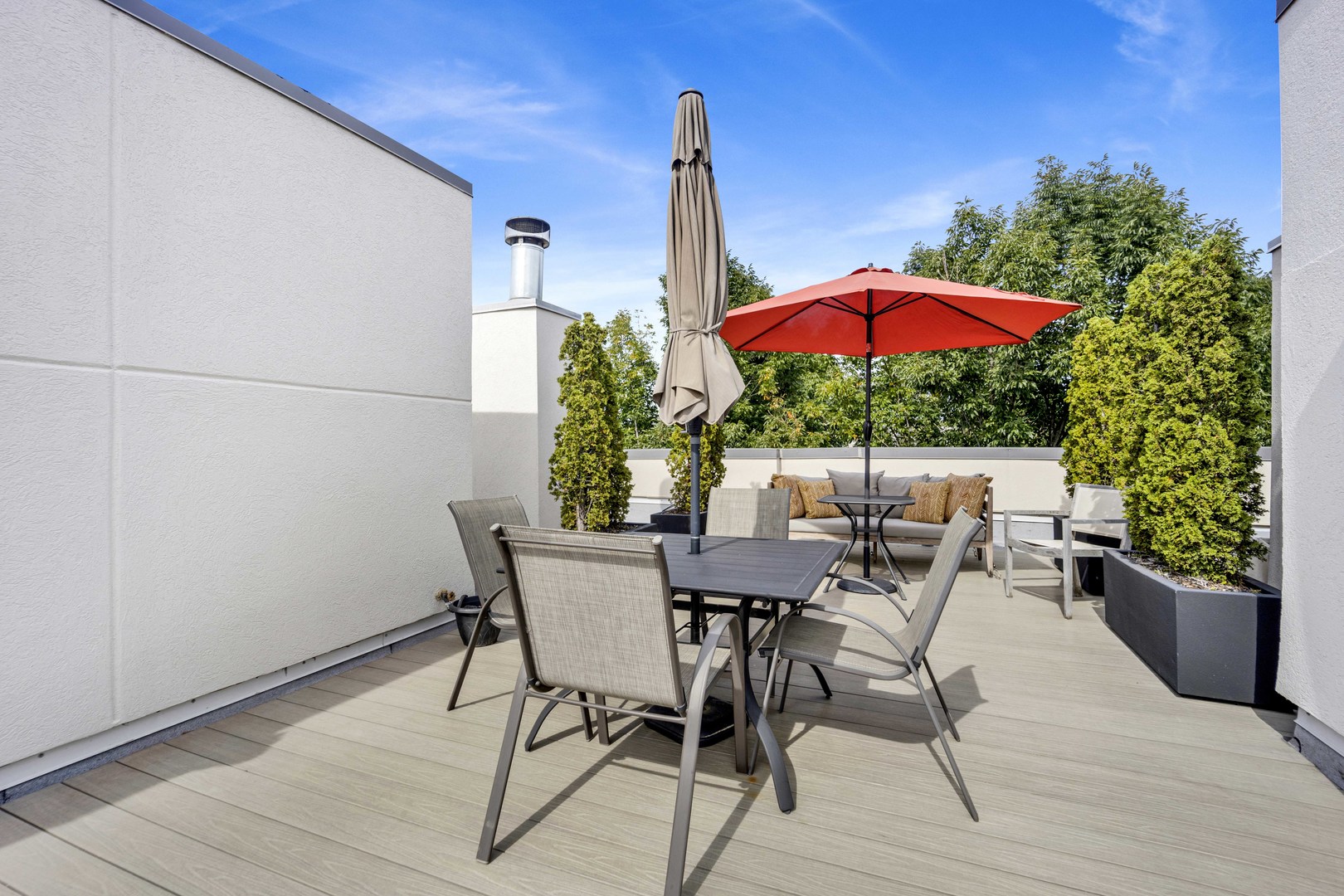 1720 W Surf Street Unit: 36