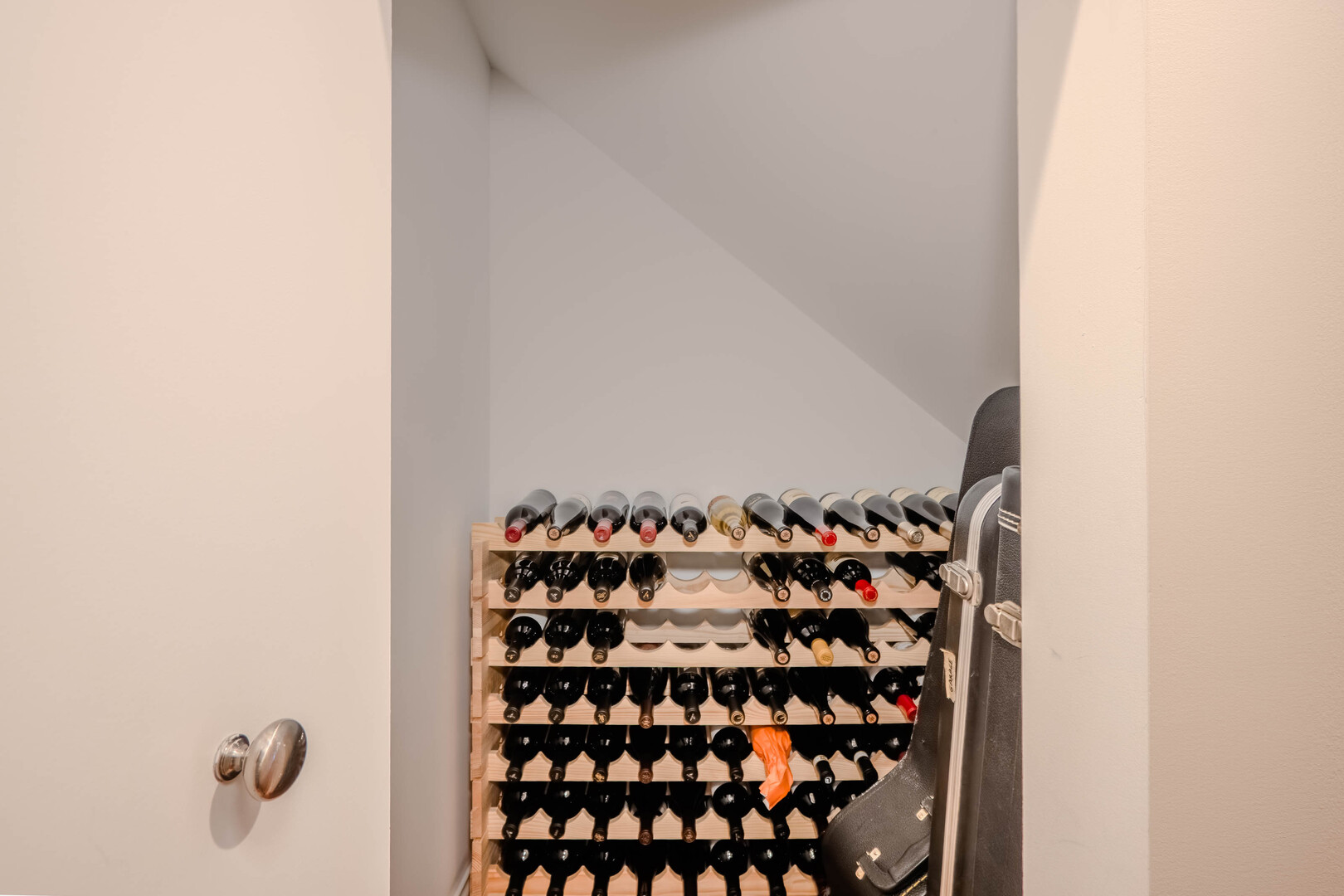 4115 N Southport Avenue