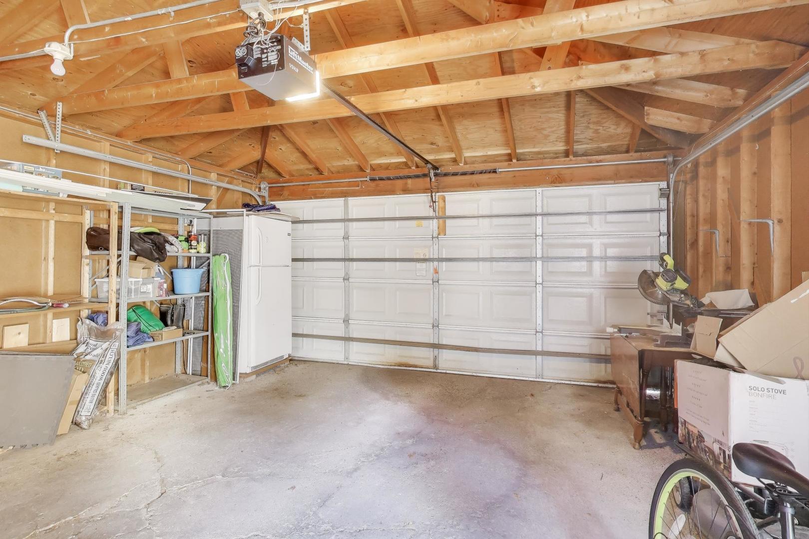 3536 N Marshfield Avenue