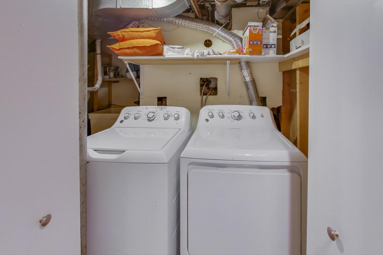 3536 N Marshfield Avenue