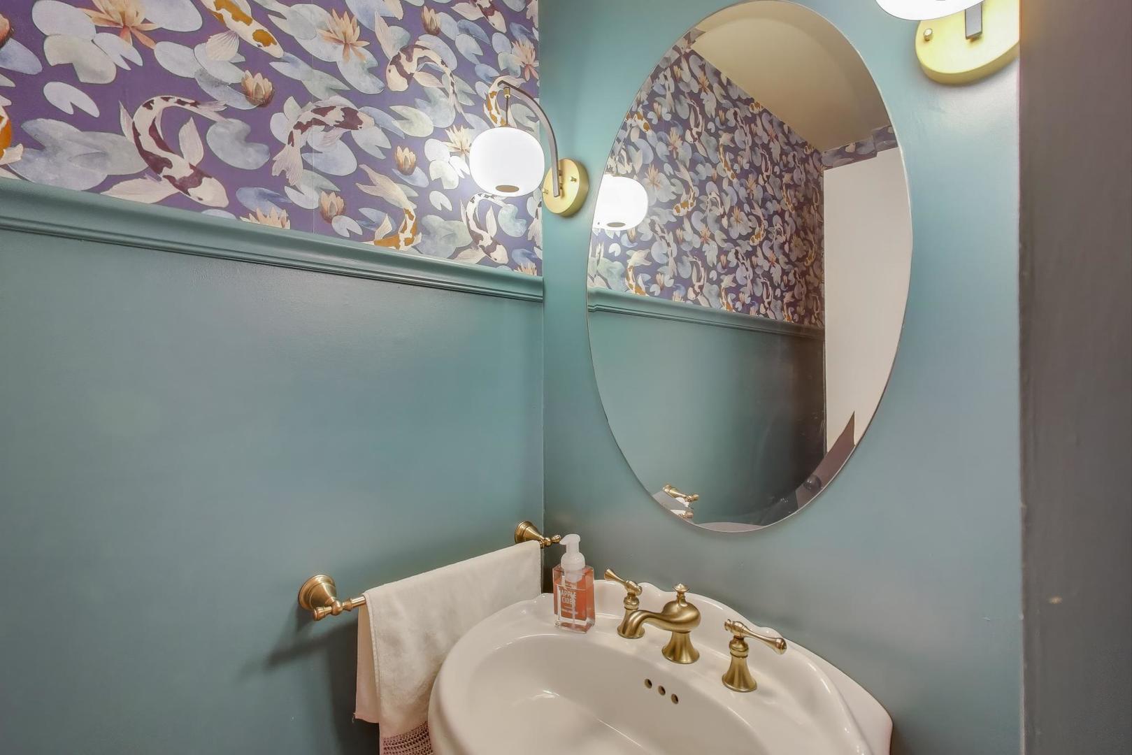 3536 N Marshfield Avenue