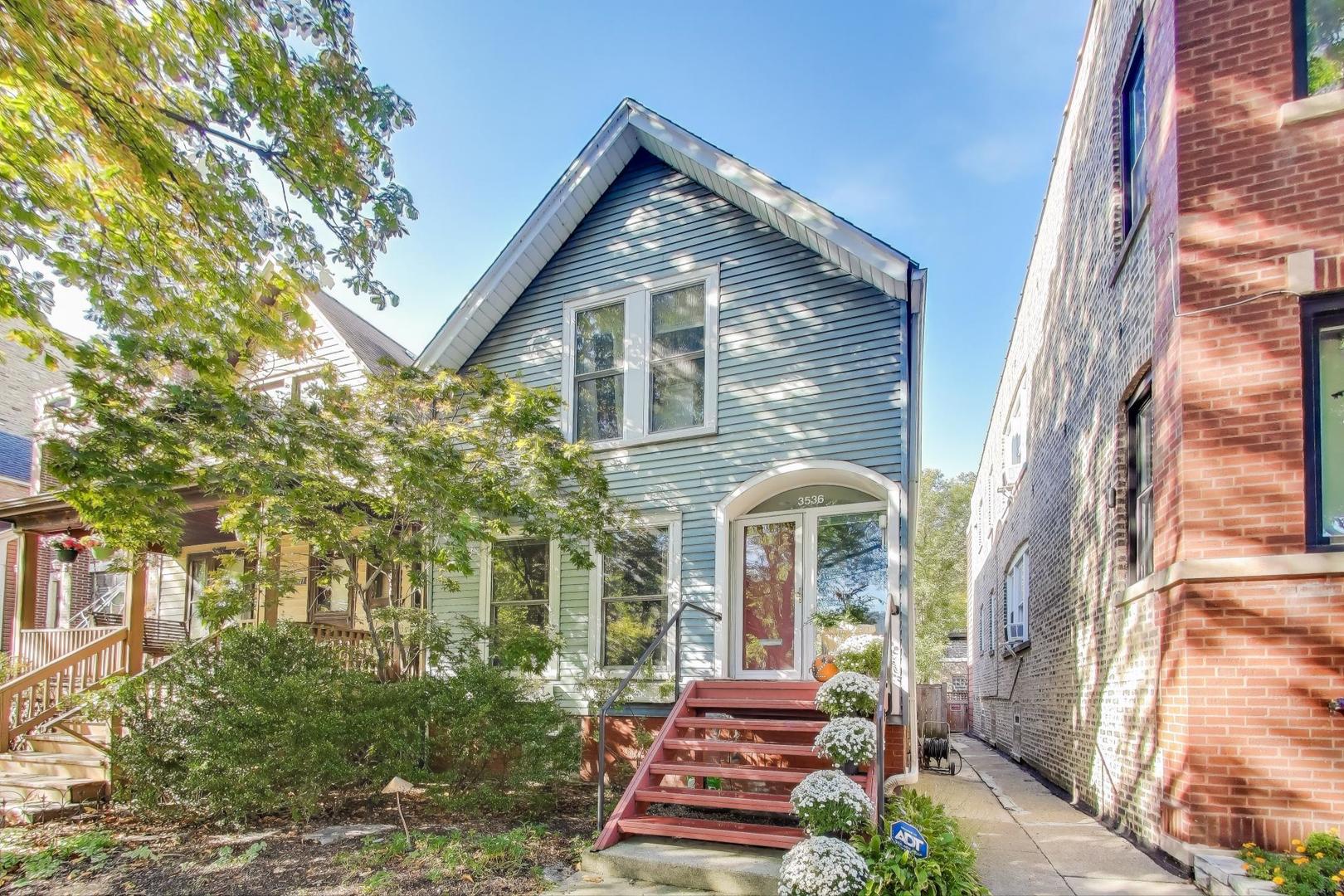 3536 N Marshfield Avenue