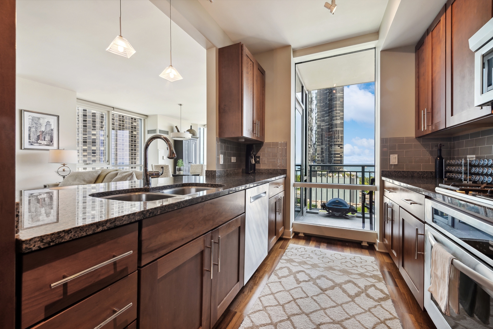 505 N MCCLURG Court Unit: 1602