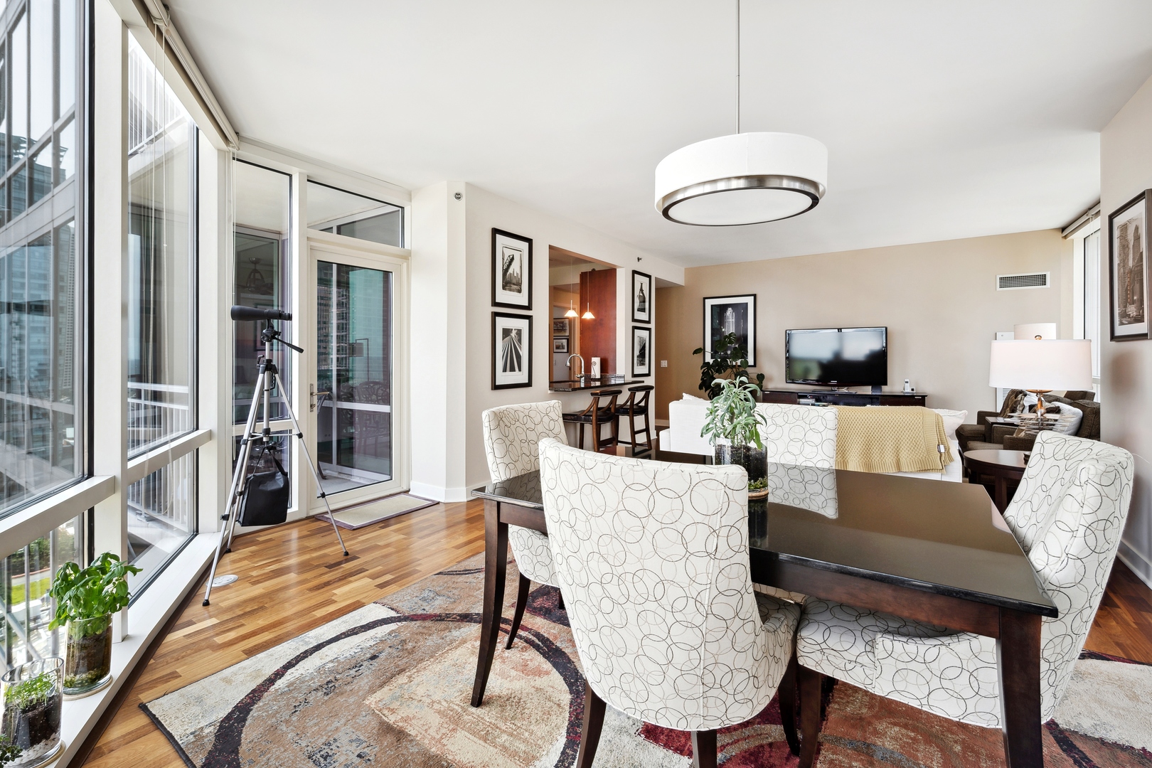 505 N MCCLURG Court Unit: 1602