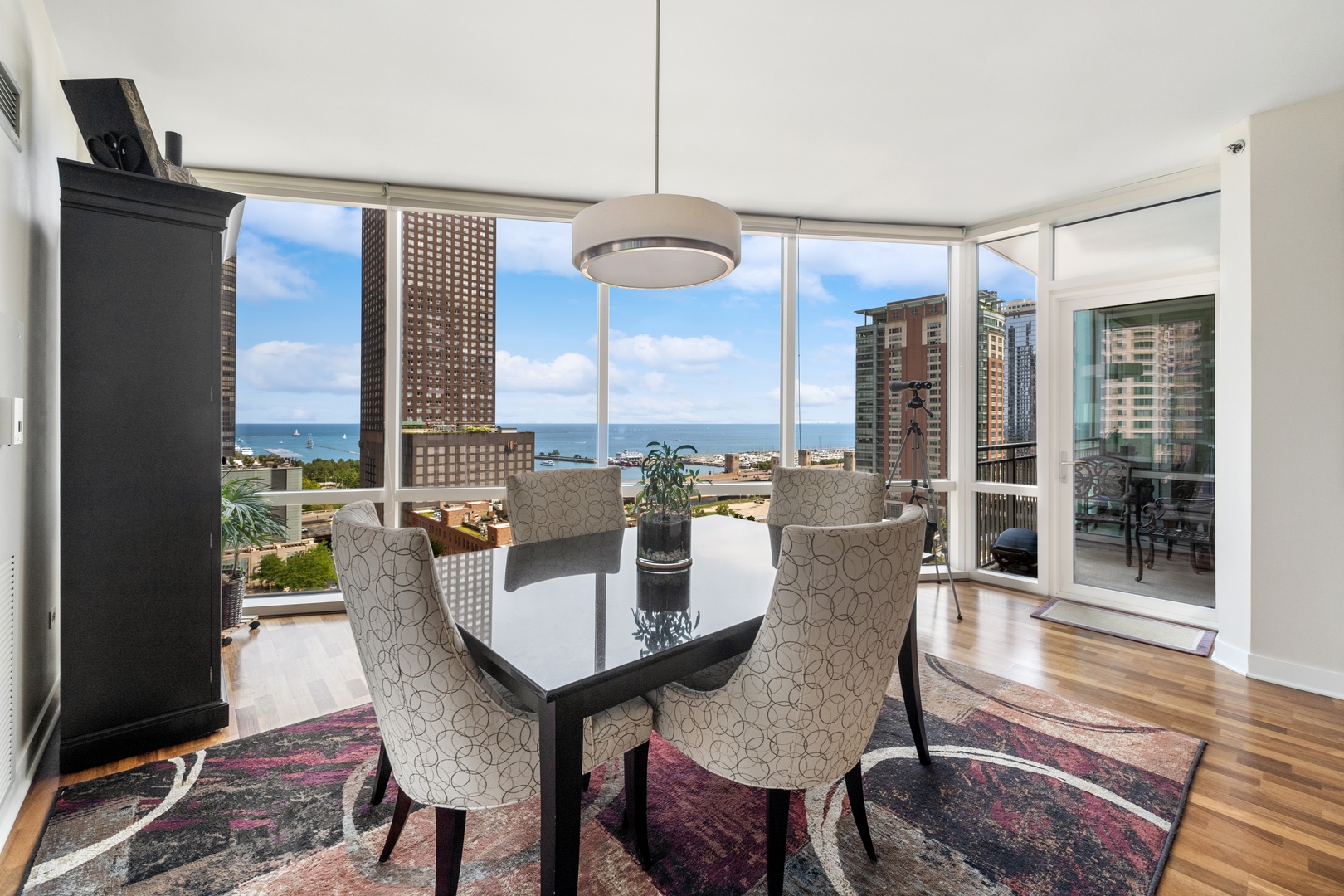 505 N MCCLURG Court Unit: 1602