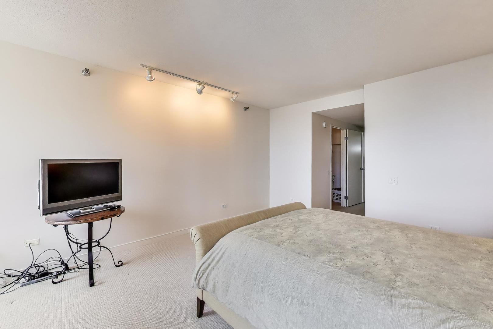 512 N McClurg Court Unit: 4601