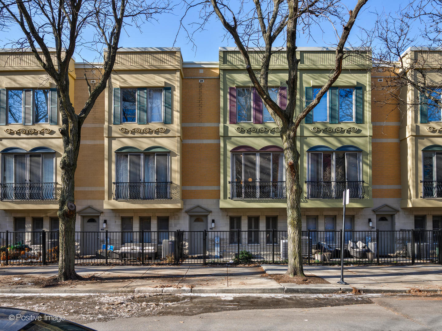 516 N Peoria Street