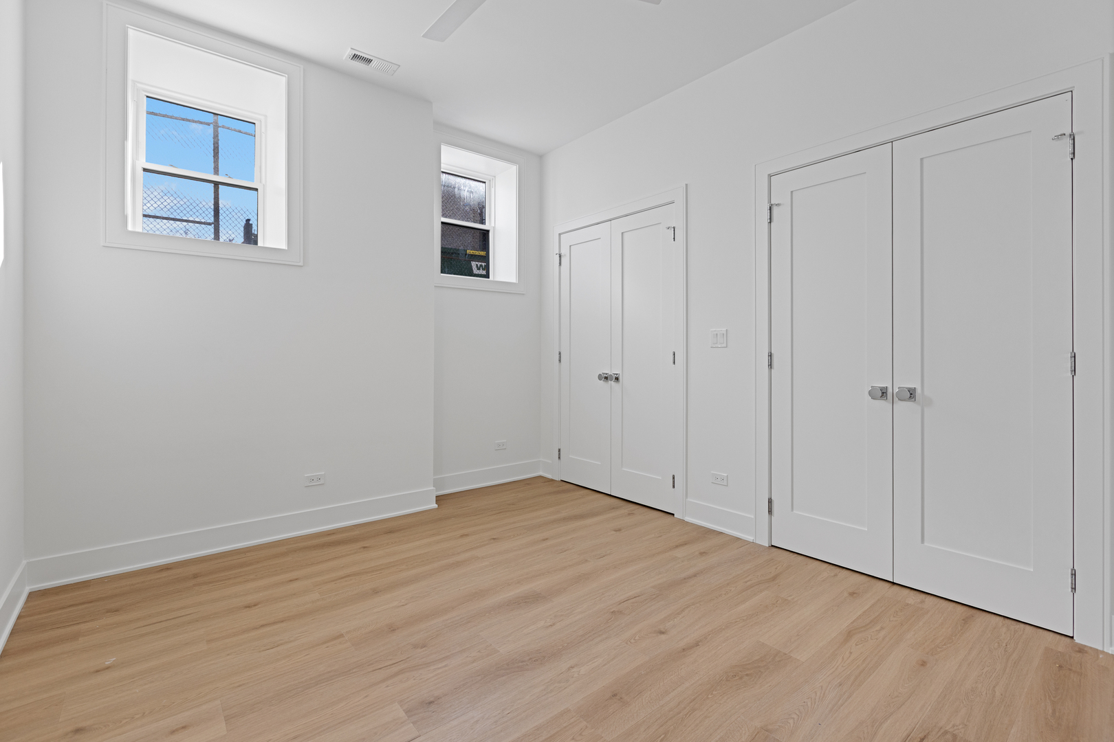 3614 N Marshfield Avenue