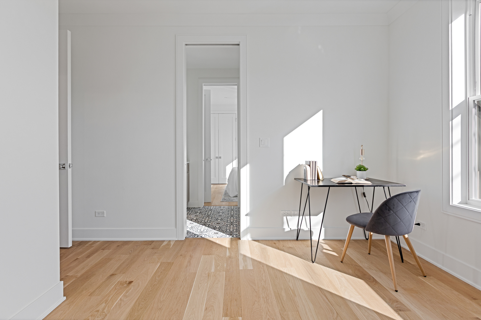 3614 N Marshfield Avenue