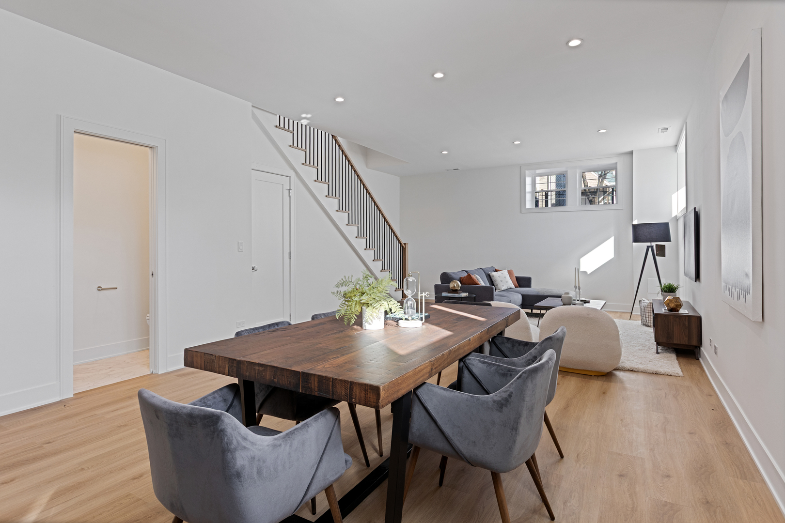 3614 N Marshfield Avenue