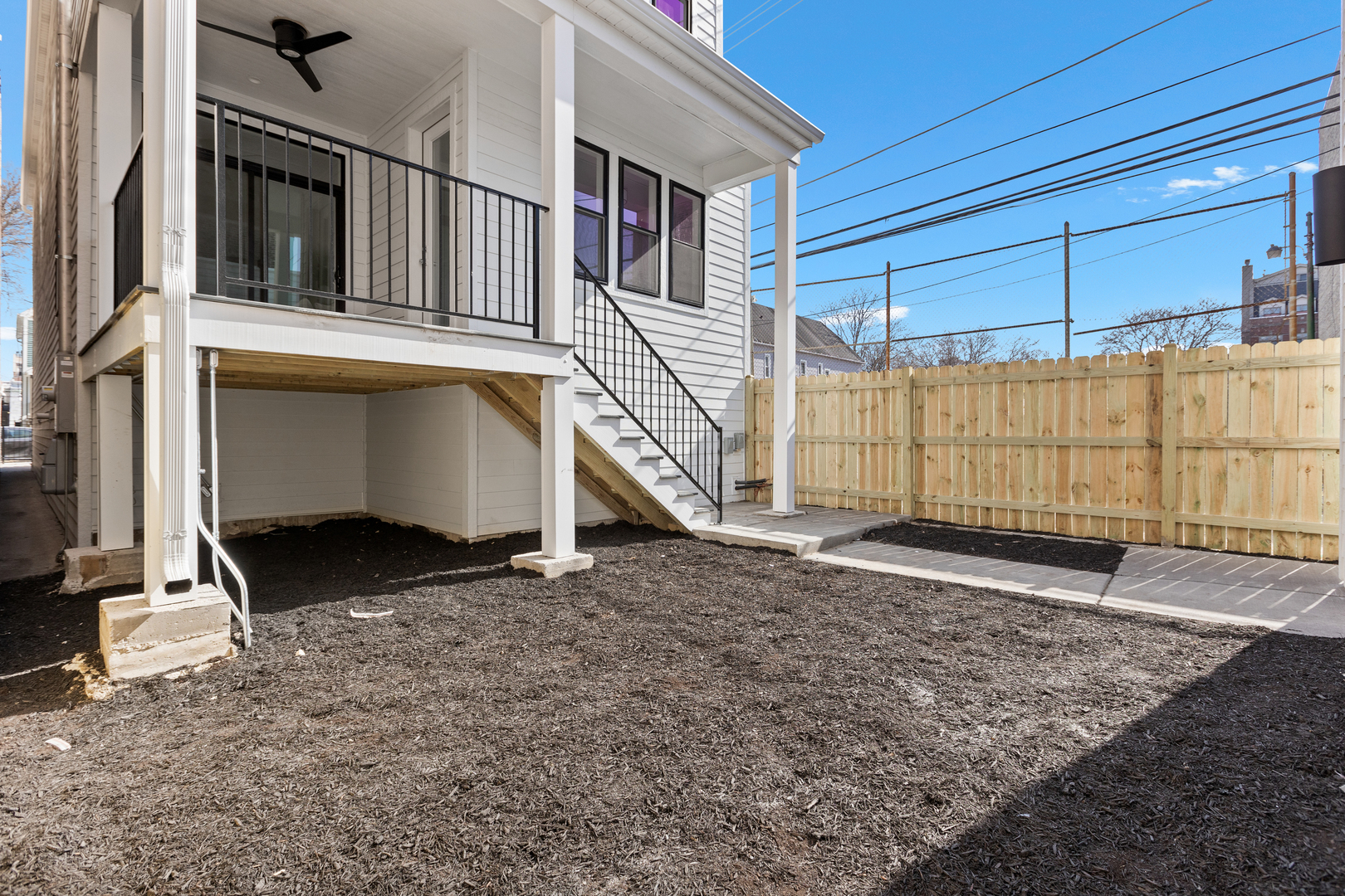 3614 N Marshfield Avenue