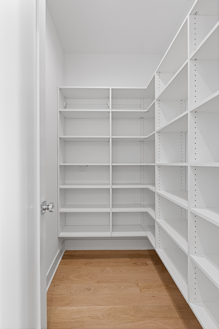 3614 N Marshfield Avenue