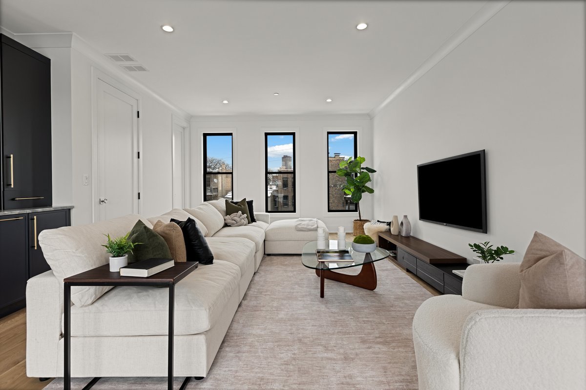 3711 N Magnolia Avenue