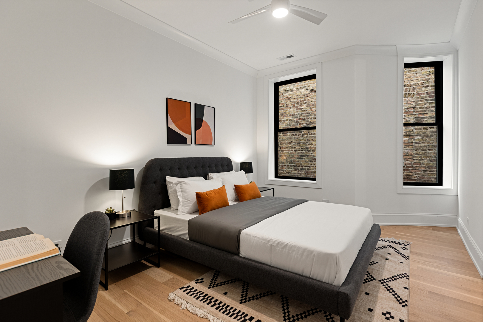 3711 N Magnolia Avenue