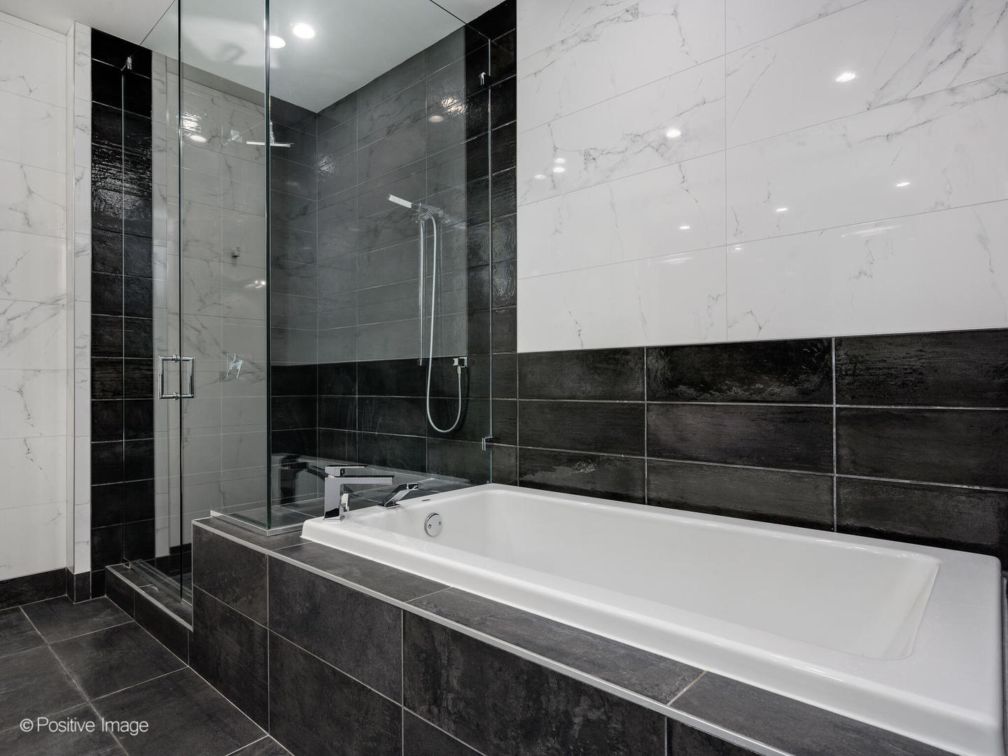 111 S Peoria Street Unit: 508