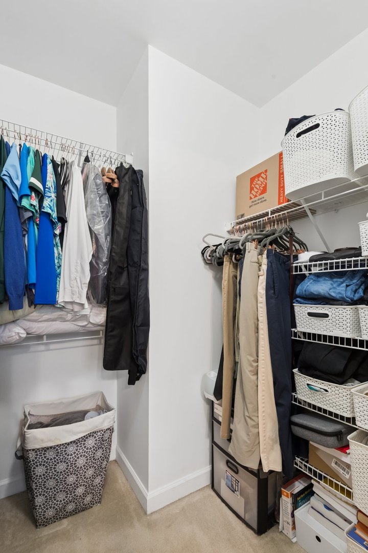420 E Waterside Drive Unit: 907