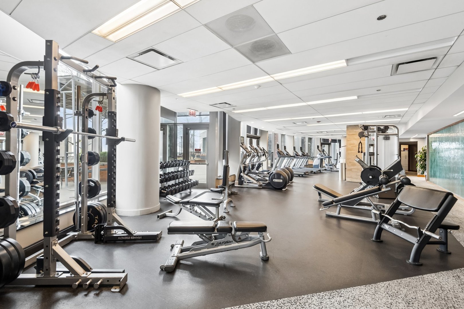 420 E Waterside Drive Unit: 907