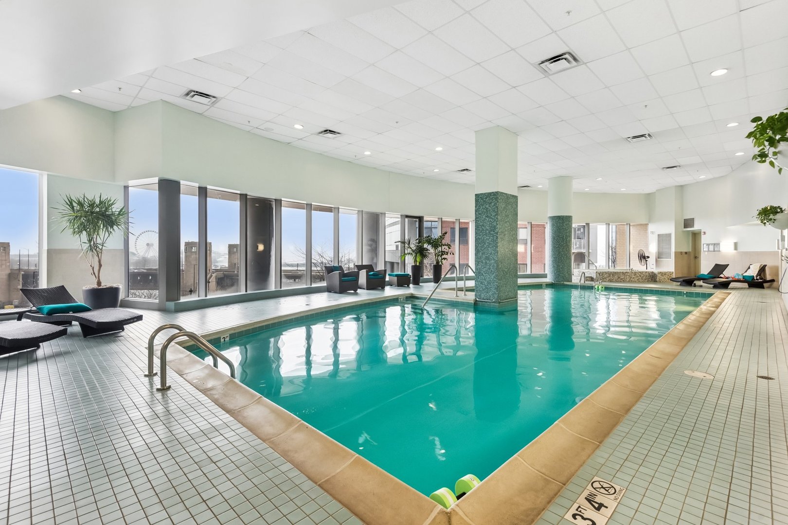420 E Waterside Drive Unit: 907