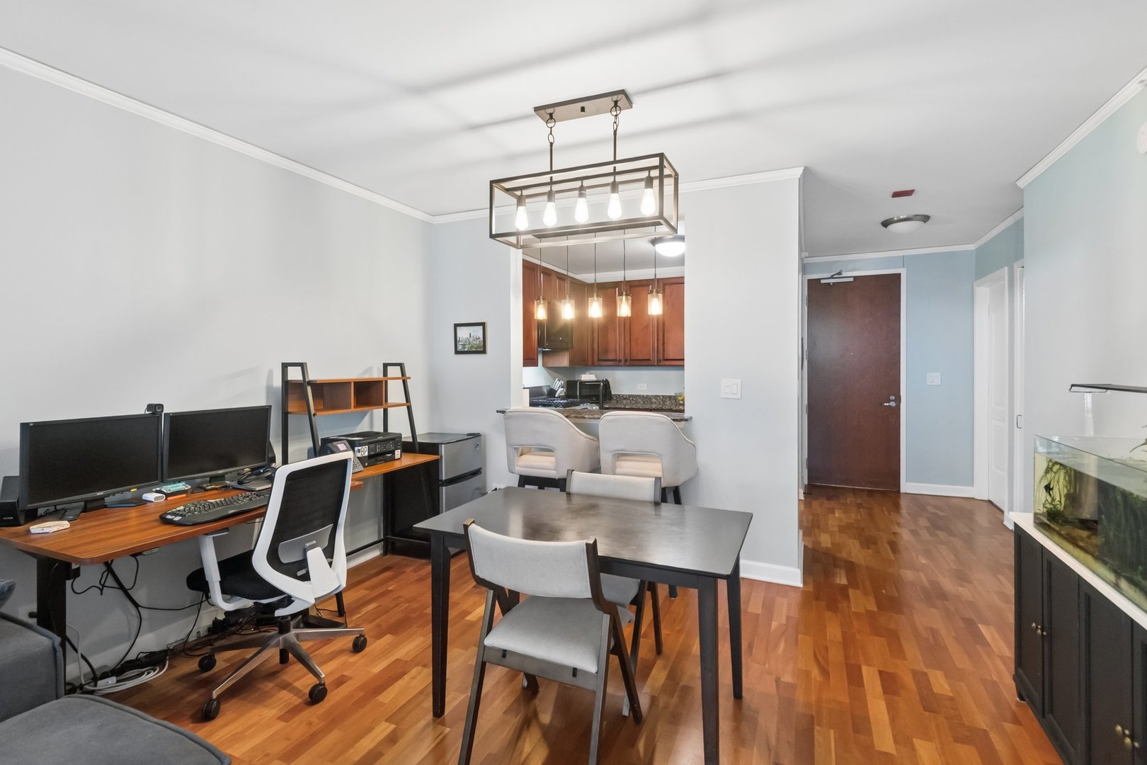 420 E Waterside Drive Unit: 907